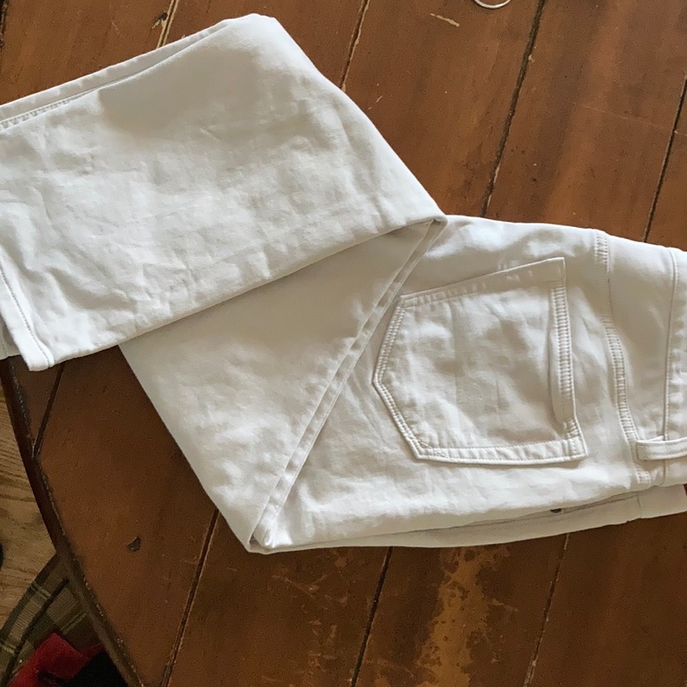 Men’s Banana Republic khakis